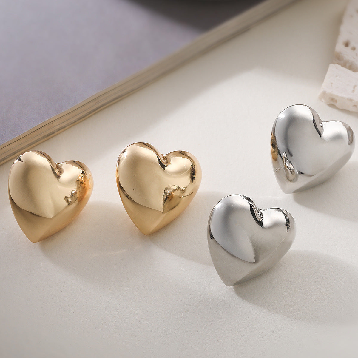 Minimalist Elegant 18K Gold Plated Brass Geometric Heart Stud Earrings for Women