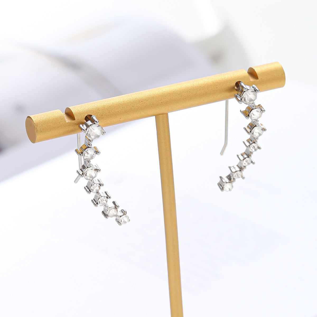 Minimalist Geometric Shaped Zirconia Stud Earrings in Copper with Full Rhinestone Inlay Lightweight Luxury Ear Clips