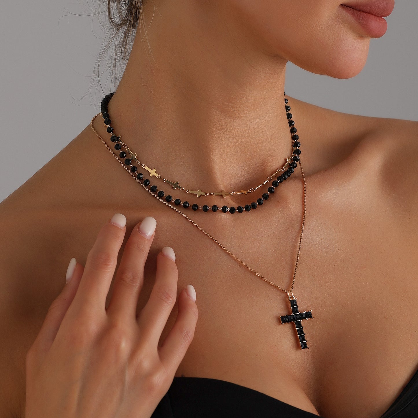 Dark Feminine Cross Pendant Necklace for Women Alloy Geometric Shape with Plated Finish Fashion Clavicle Chain