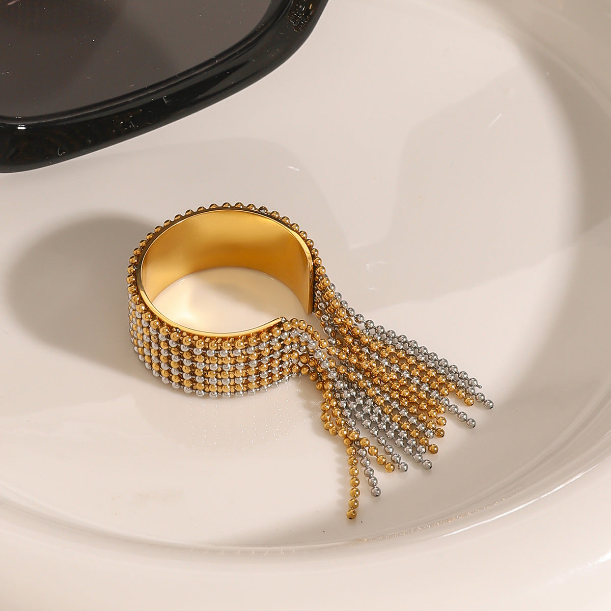 Anello aperto da donna minimalista geometrico con nappe in acciaio inossidabile placcato