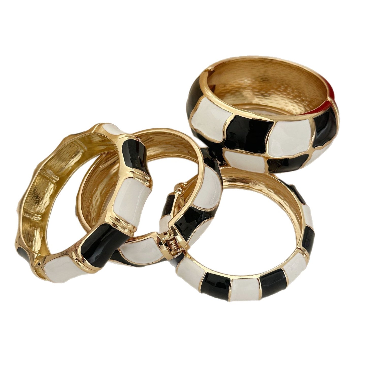 Vintage Round Geometric Checkered Enamel Plated Alloy Bracelet