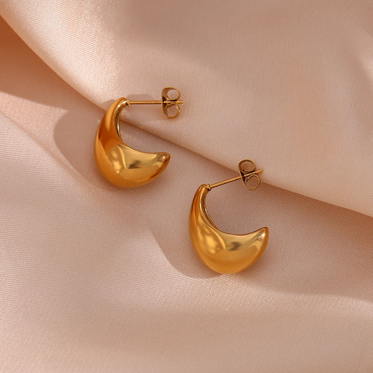 Pendientes Minimalistas Geométricos de Acero Inoxidable con Forma de Plátano para Mujer, con Acabado Pulido y Superficie Chapada
