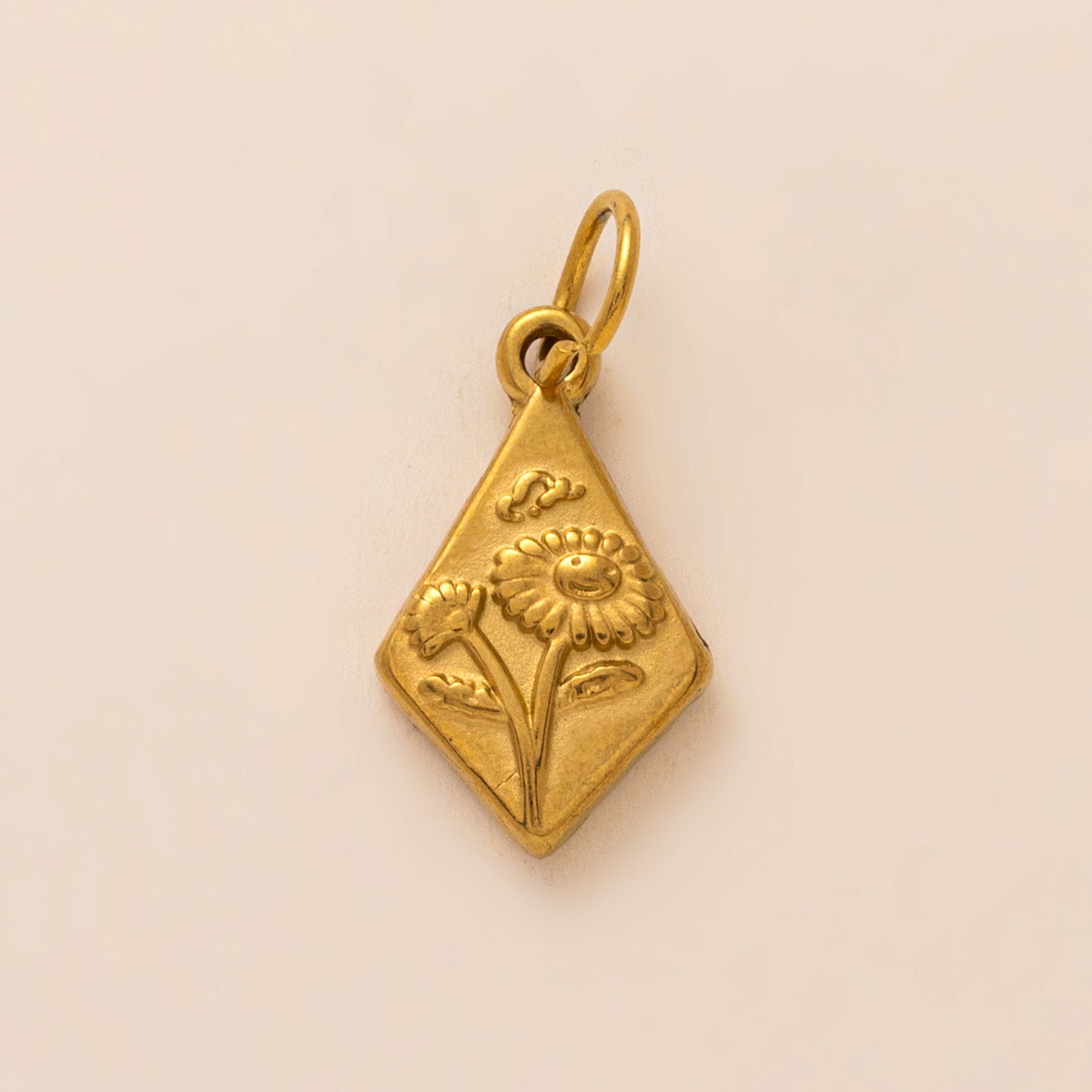 Vintage PVD 18K Gold Plated Stainless Steel Floral Fish Charm Bar