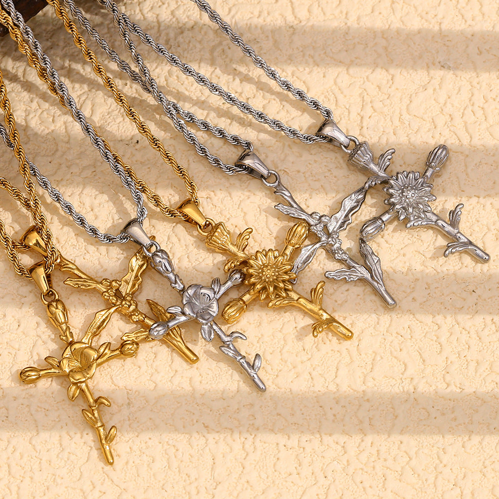 Vintage French-Style Floral Pendant Necklace in Stainless Steel with 18K Gold Plating for Women