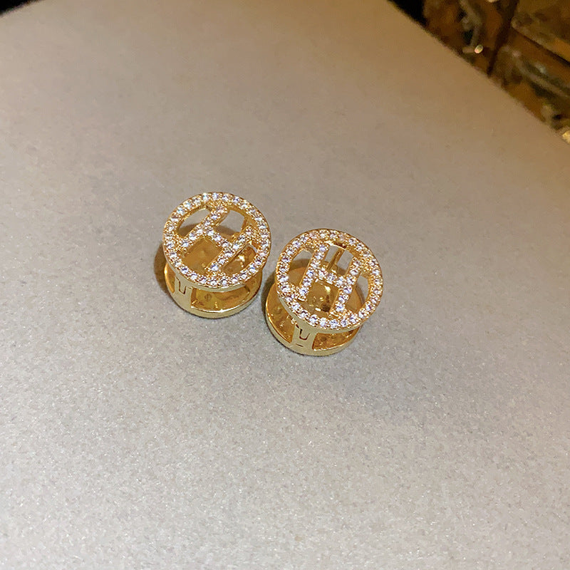 Vintage-Style Geometric Stud Earrings in Copper with Electroplated Finish for Women