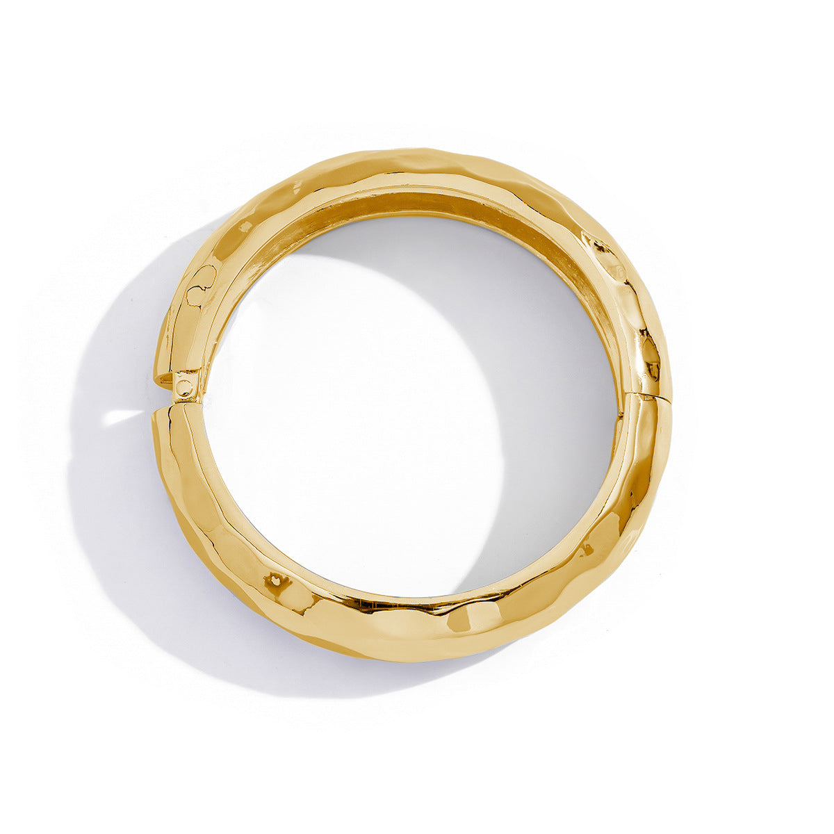 Bracciale da donna in lega elettrodeposita con design a forma di anello geometrico e chiusura a molla