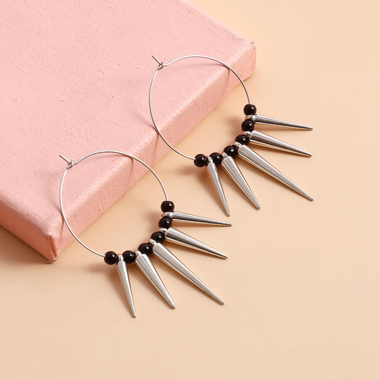 Pendientes de aro geométricos Punk Dark Chic de aleación con acabado chapado para mujer