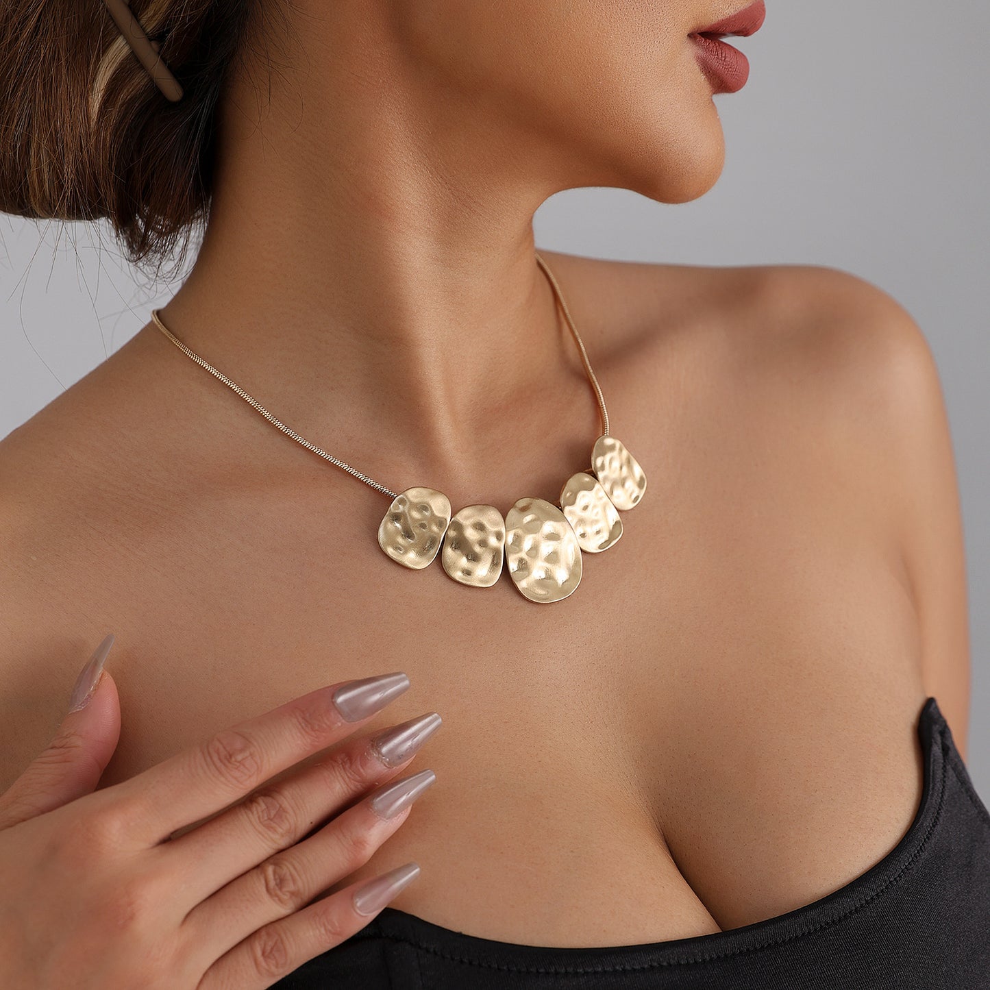 Geometric Irregular Textured Alloy Plated Necklace for Women
