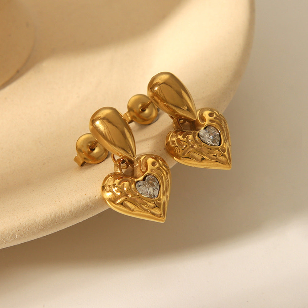Pendientes minimalistas de acero inoxidable con forma de corazón y lágrima, incrustaciones de pedrería y textura martillada, chapados en oro de 18 quilates para mujer