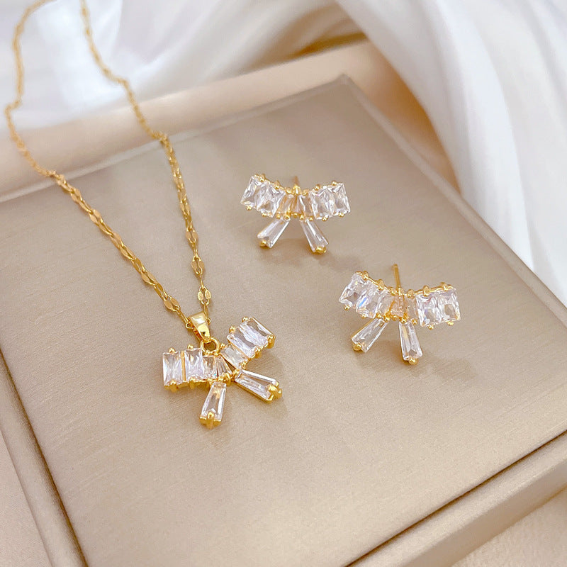Luxury Fresh and Sweet Plated Brass Zircon Micro-Pave Earrings and Necklace Set