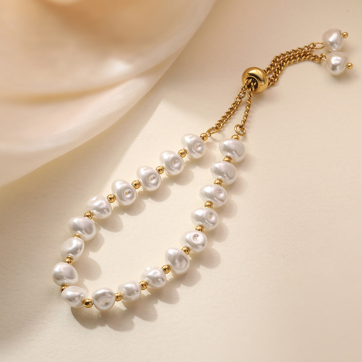 Elegant Baroque Irregular Pearl Geometric Stainless Steel Bracelet for Women