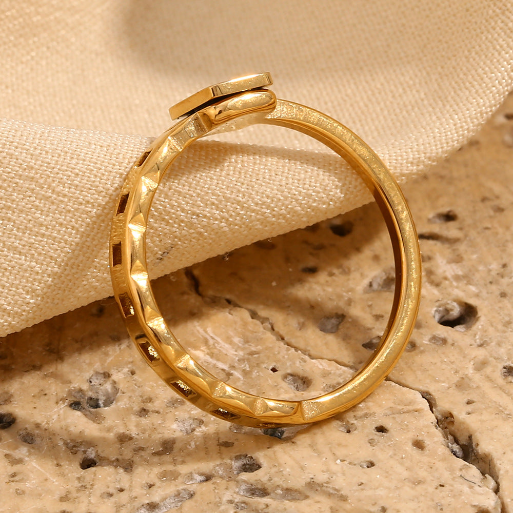 Anello Minimalista Geometrico da Donna in Acciaio Inossidabile Placcato Oro 18K Design Quadrato Asimmetrico in Vinile Nero