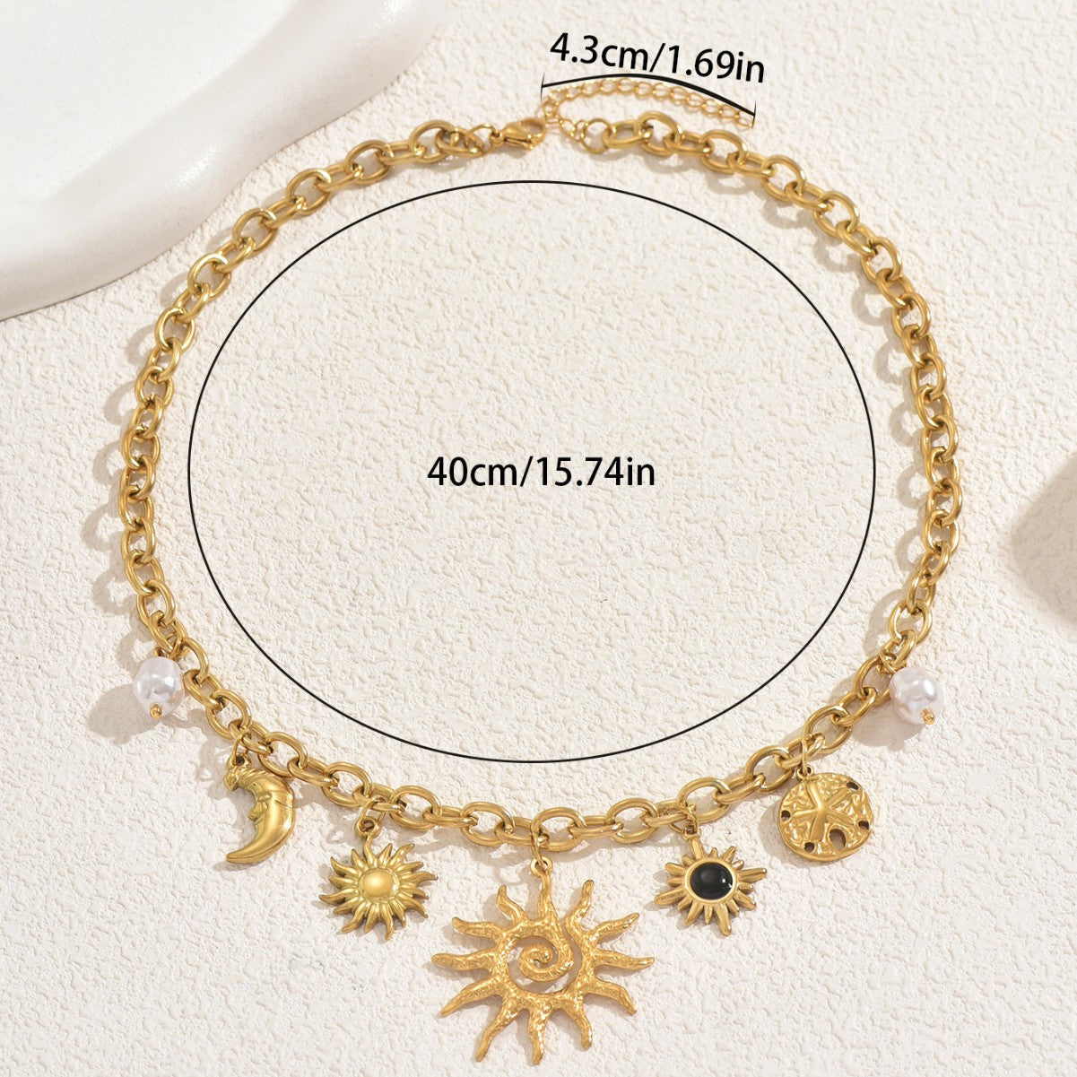 Elegante collana con pendente a girasole da donna con intarsio in strass in lega di zinco su catena standard