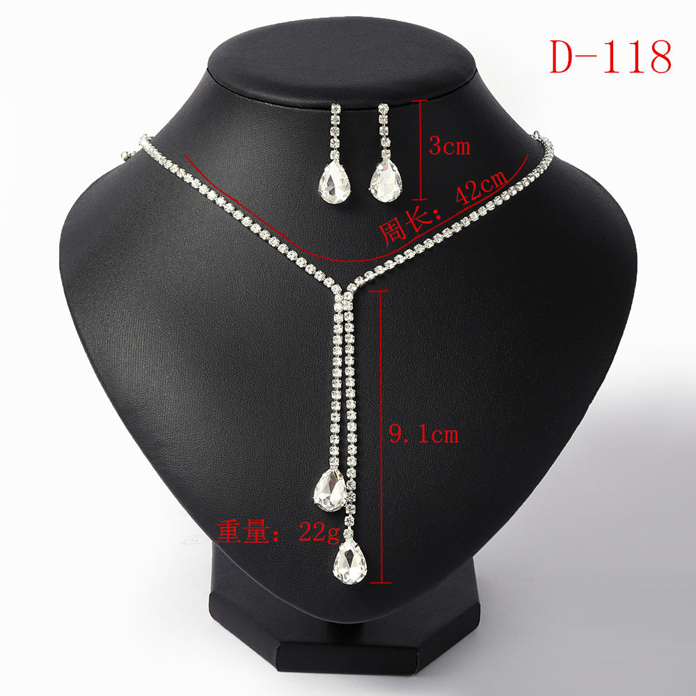 Fashionable Water-Drop Pendant Necklace and Earrings Set for Women with Rhinestone Inlay in Alloy, Wavy Chain Style