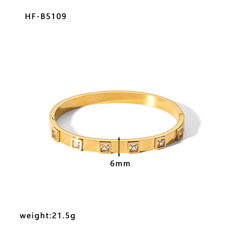 Bracciale Geometrico in Acciaio Inossidabile Stile INS con Placcatura Oro 18K e Intarsio Zirconi, Accessorio di Moda Ipoallergenico
