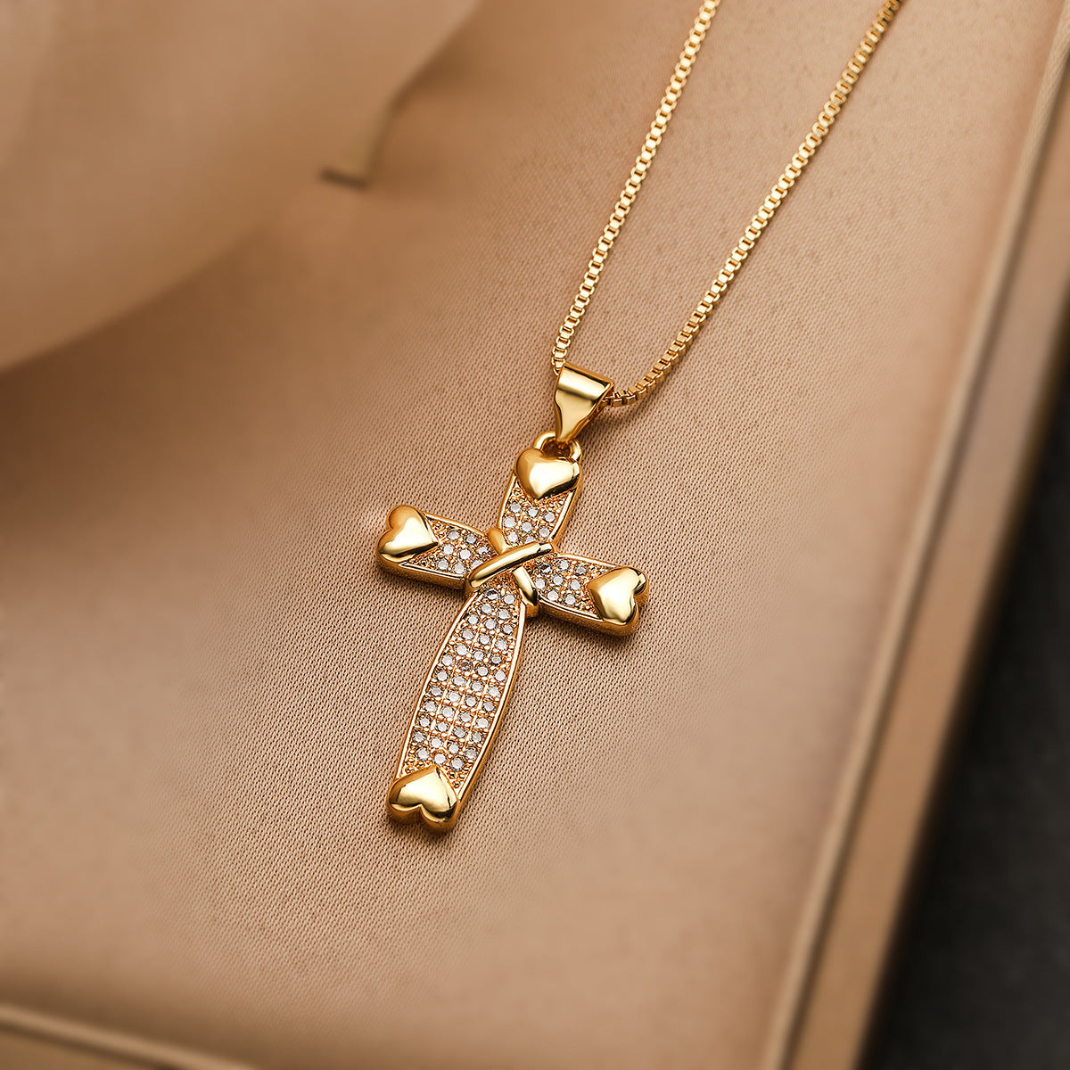 Minimalist Cross Pendant Necklace for Women in Copper with 18K Gold Plating and Zircon Inlay