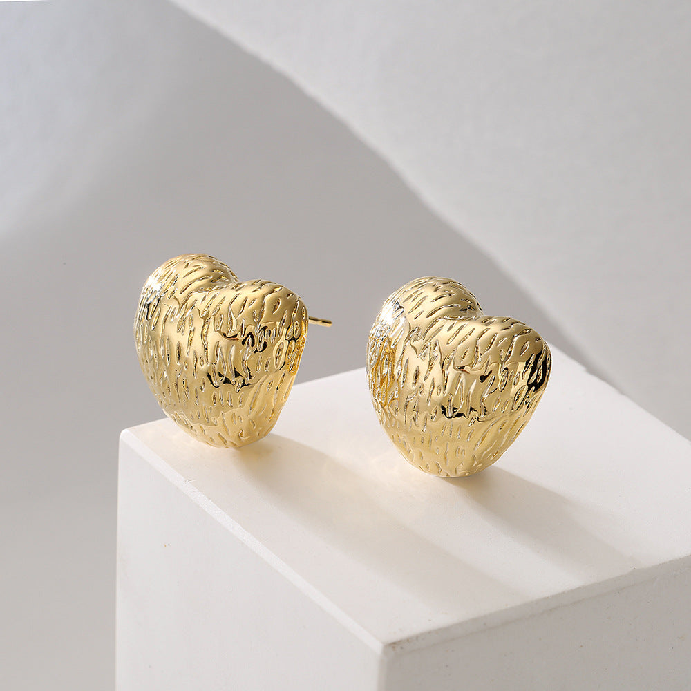 Vintage Heart-Shaped 925 Sterling Silver Post Earrings with Copper Base and 18K Gold Plating for Women