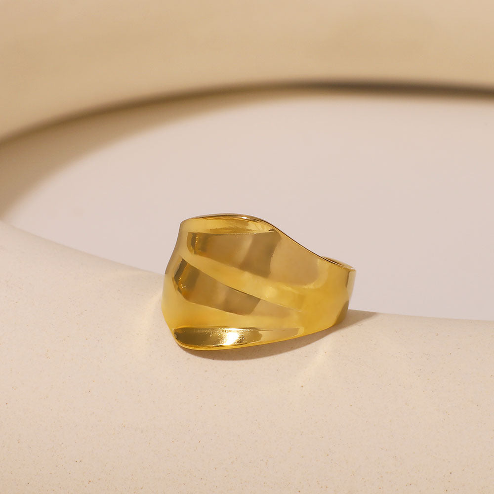 Anello Minimalista in Acciaio Inossidabile Geometrico con Design ad Arco Concavo e Superficie Lucida per Dito Indice Unisex