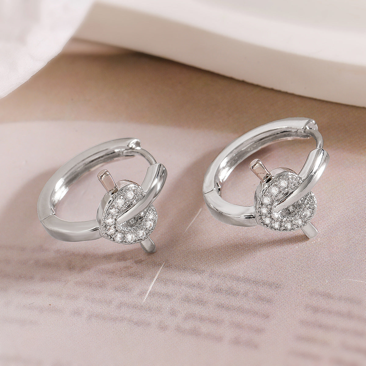 Vintage-Style Irregular Geometric Cross Hoop Earrings for Women Made of Brass with 18K Gold Plating and Zircon Inlay