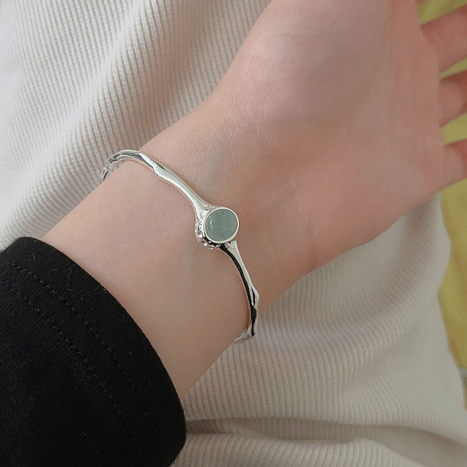 Pulsera de Plata de Ley 925 Minimalista con Cristal Ovalado Irregular