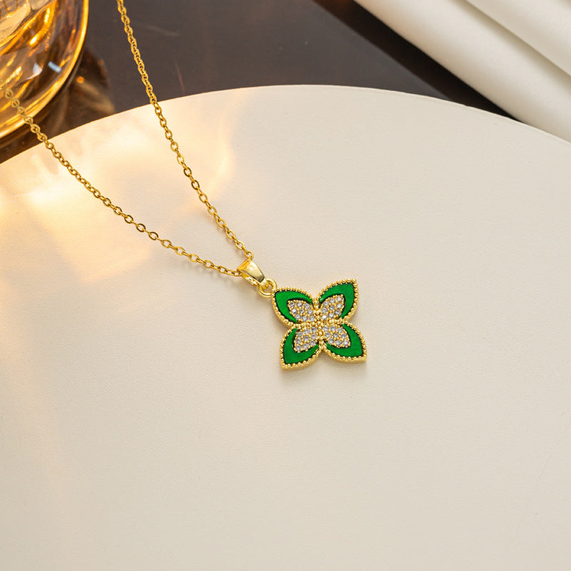 Collana Minimalista con Ciondolo a Cuore, Fiocchi e Strass in Acciaio al Titanio Placcato su Catena a O