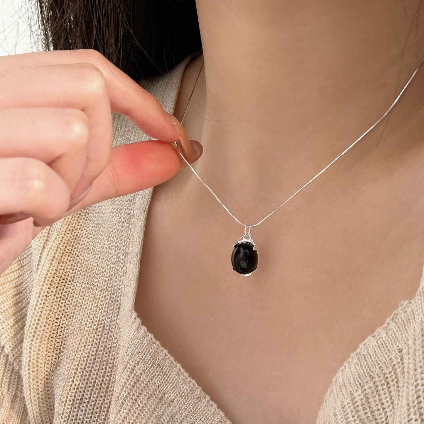 Collana con Pendente Geometrico Minimalista in Agata Nera in Argento Sterling 925 con Finitura Placcata Catena Snake