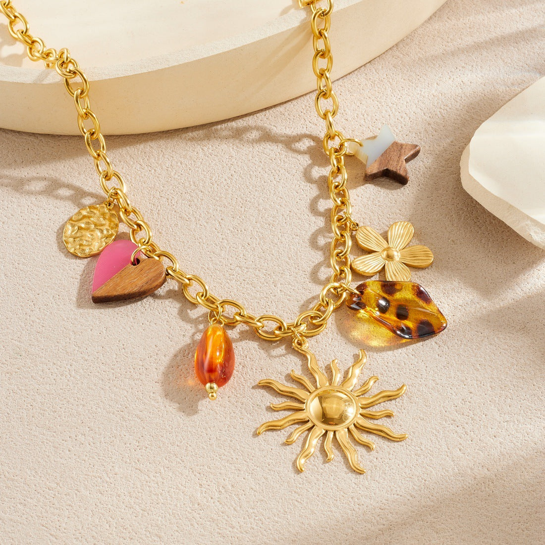 Vintage Gold Plated Stainless Steel Acrylic Wood Leopard Print Heart Flower Sun Pendant Necklace for Women