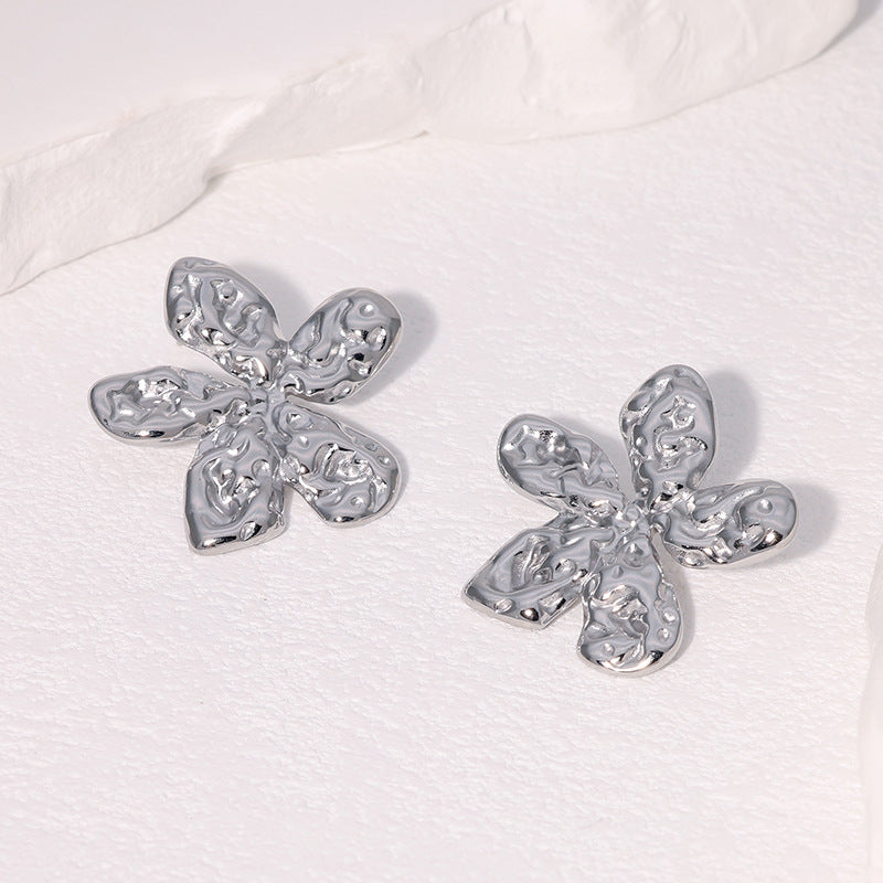 Natural Floral Stainless Steel Stud Earrings with 18K Gold Plating for Women, Lightweight Luxury Flower and Leaf Design