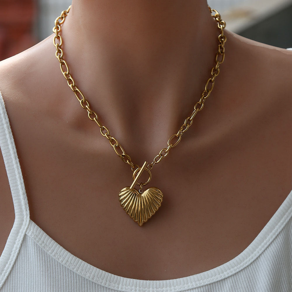 Collana con Pendente Minimalista a Cuore Placcato Oro in Acciaio Inossidabile 304 da Donna