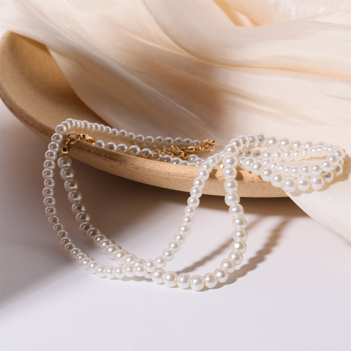Collana di Perle di Vetro d'Ispirazione Vintage da Donna con Pendente Geometrico e Design Artigianale