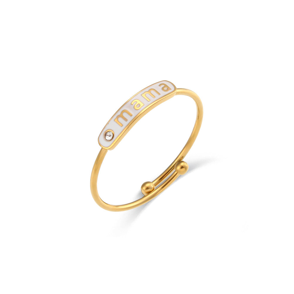 Anillo Ajustable "Mama" de Acero Inoxidable con Baño de Oro de 18K y Acabado Esmaltado, Forma Geométrica, Estilo Casual y a la Moda