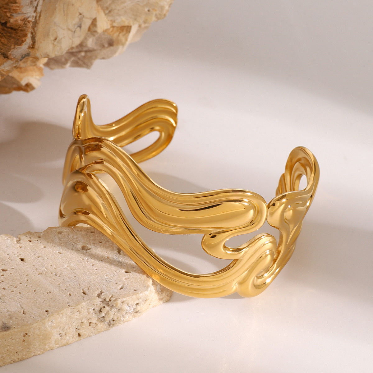 Fashion Geometric Open Cuff Bracelet 18K Gold Plated Stainless Steel Bold Statement Jewelry for Women