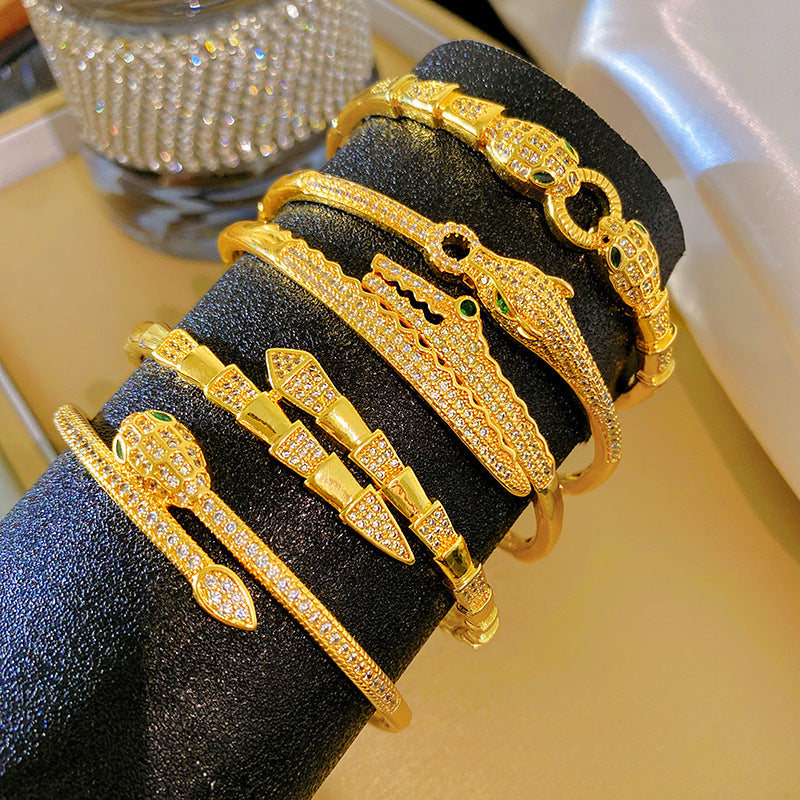 Vintage Snake Shape Cubic Zirconia Inlaid Titanium Steel Plated Snake Chain Bracelet