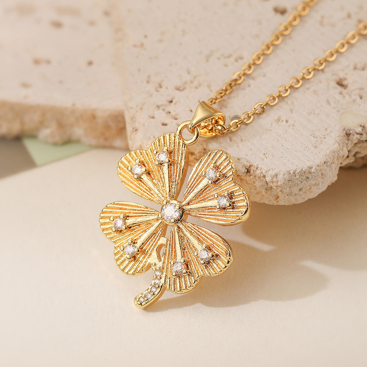Minimalist Leaf Micro-inlay Cubic Zirconia Brass Necklace and Earring Set for Women with Cable Chain