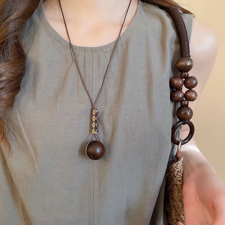 Collana con ciondolo geometrico in acrilico stile retrò da donna con charm in lega, fatta a mano, catena a strati alla moda minimalista