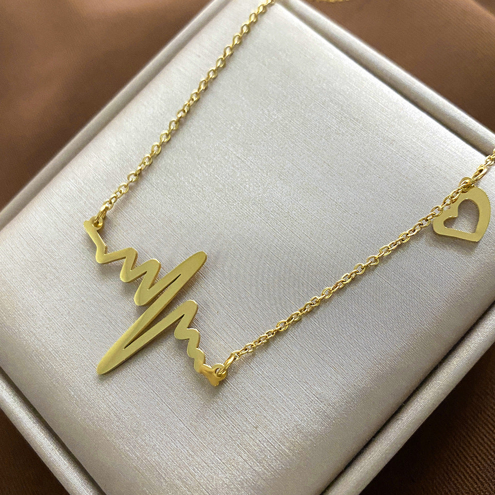 Vintage Star-Shaped Titanium Steel Necklace with Electroplated Finish for Men