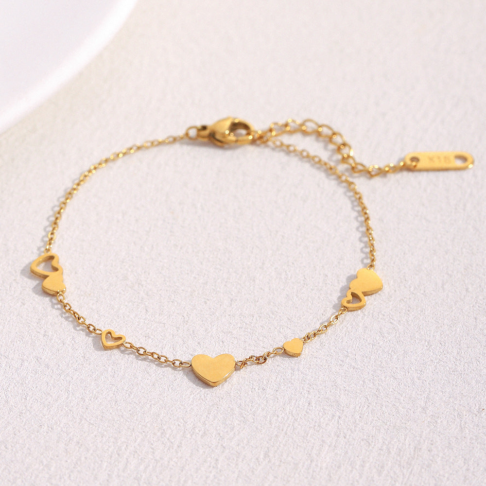 Minimalist Heart-Shaped Stainless Steel Plated 18K Gold Bracelet for Women with Geometric Design