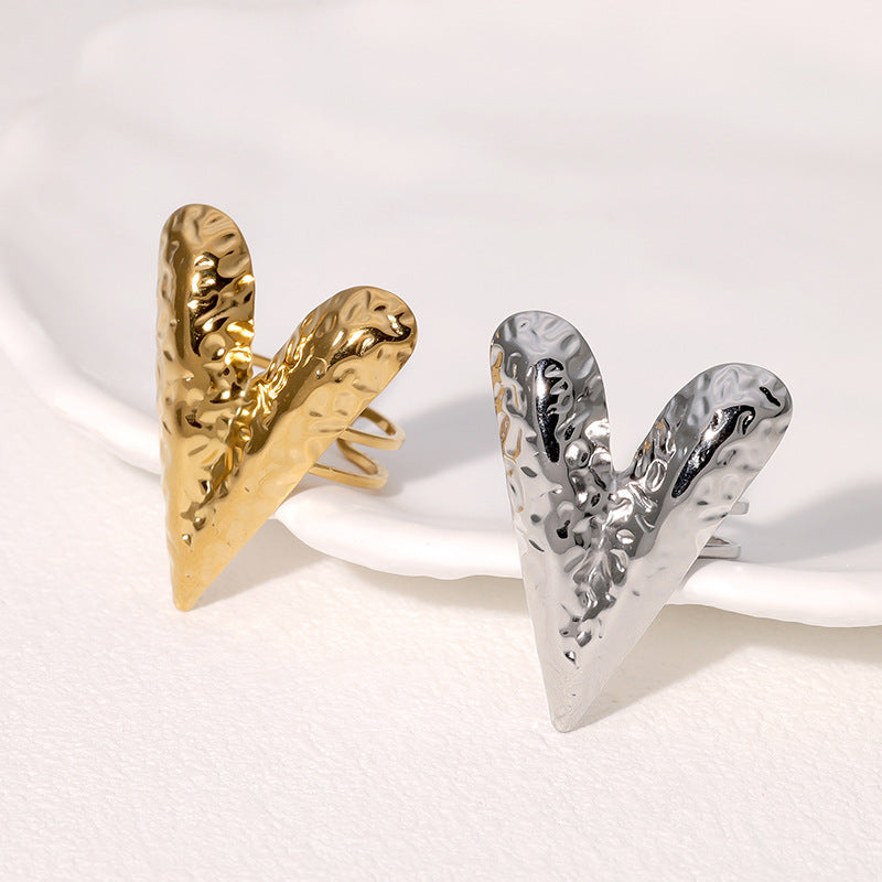 Vintage Style Heart-Shaped Gold-Plated Stainless Steel Open Ring for Women with Elegant Sophisticated Look