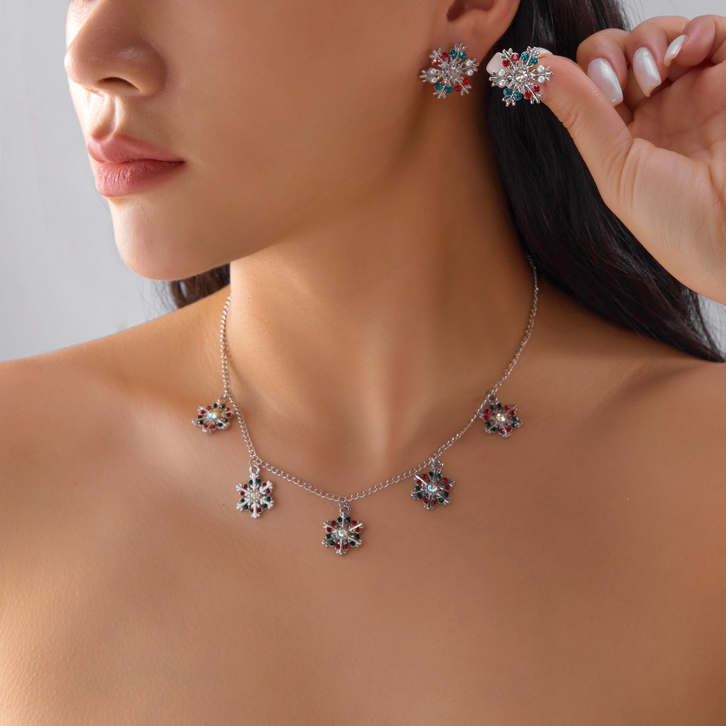 Christmas-Themed Snowflake Pendant Necklace and Earrings Set for Women Alloy with Enamel Finish and Rhinestone Inlay