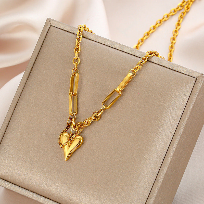Collana Pendente Cuore Affilato Minimalista da Donna in Acciaio al Titanio con Finitura Placcata Sottovuoto