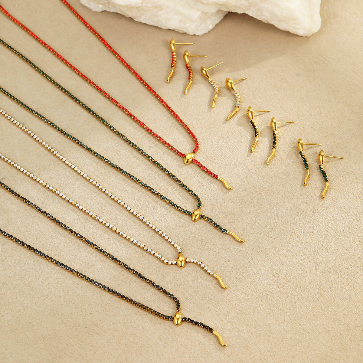Juego de collar y pendientes de lujo con forma de serpiente en acero inoxidable con incrustaciones de pedrería para mujer