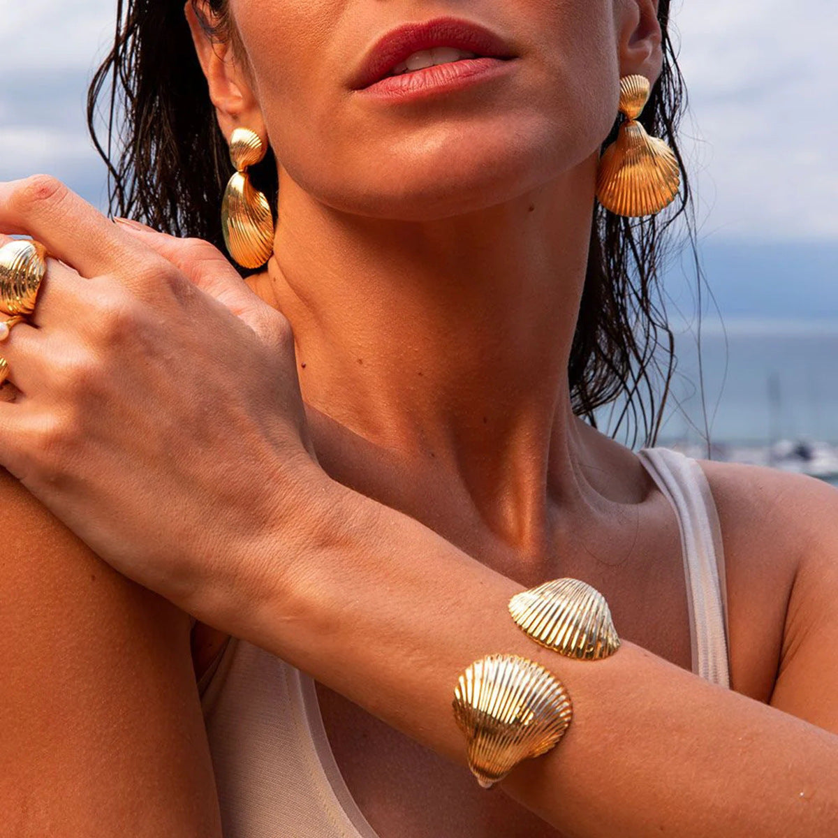 Collana girocollo minimalista da donna in acciaio inossidabile a forma di stella marina e conchiglia