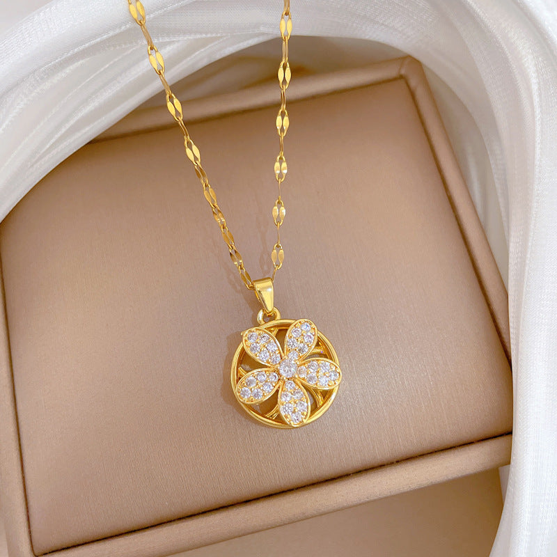 Sweet Elegant Rotating Five-Petal Floral Geometric Rhinestone Pendant Titanium Steel Necklace for Unisex