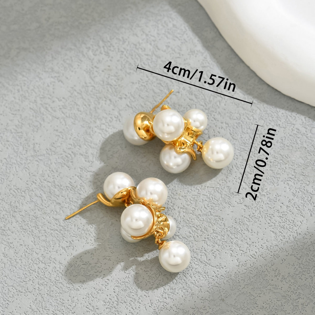 Pendientes de Cobre con Perlas y Diseño Geométrico de Estilo Vintage Francés para Mujer con Postes de Acero Inoxidable
