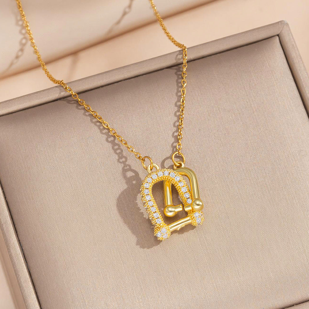 Light Luxury Fashion Double Ring U-Shape Horseshoe Copper Zircon PVD Gold Plated Pendant Titanium Steel O-Chain Necklace for Women