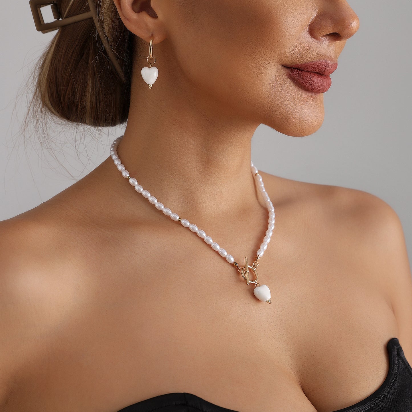 Casual Heart Geometric Resin Alloy Plated Necklace Set for Women