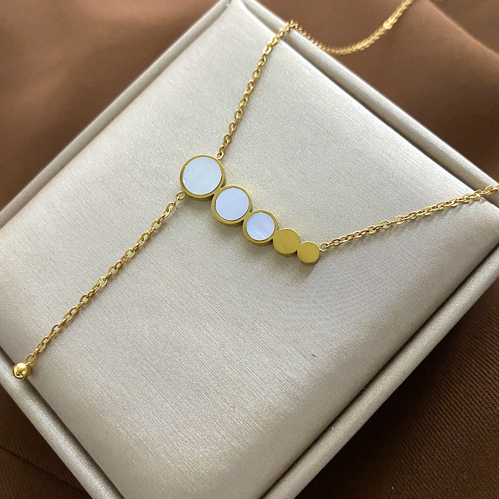 Minimalist Animal-Shaped Titanium Steel Clavicle Necklace for Women with Electroplated Finish and Irregular Design