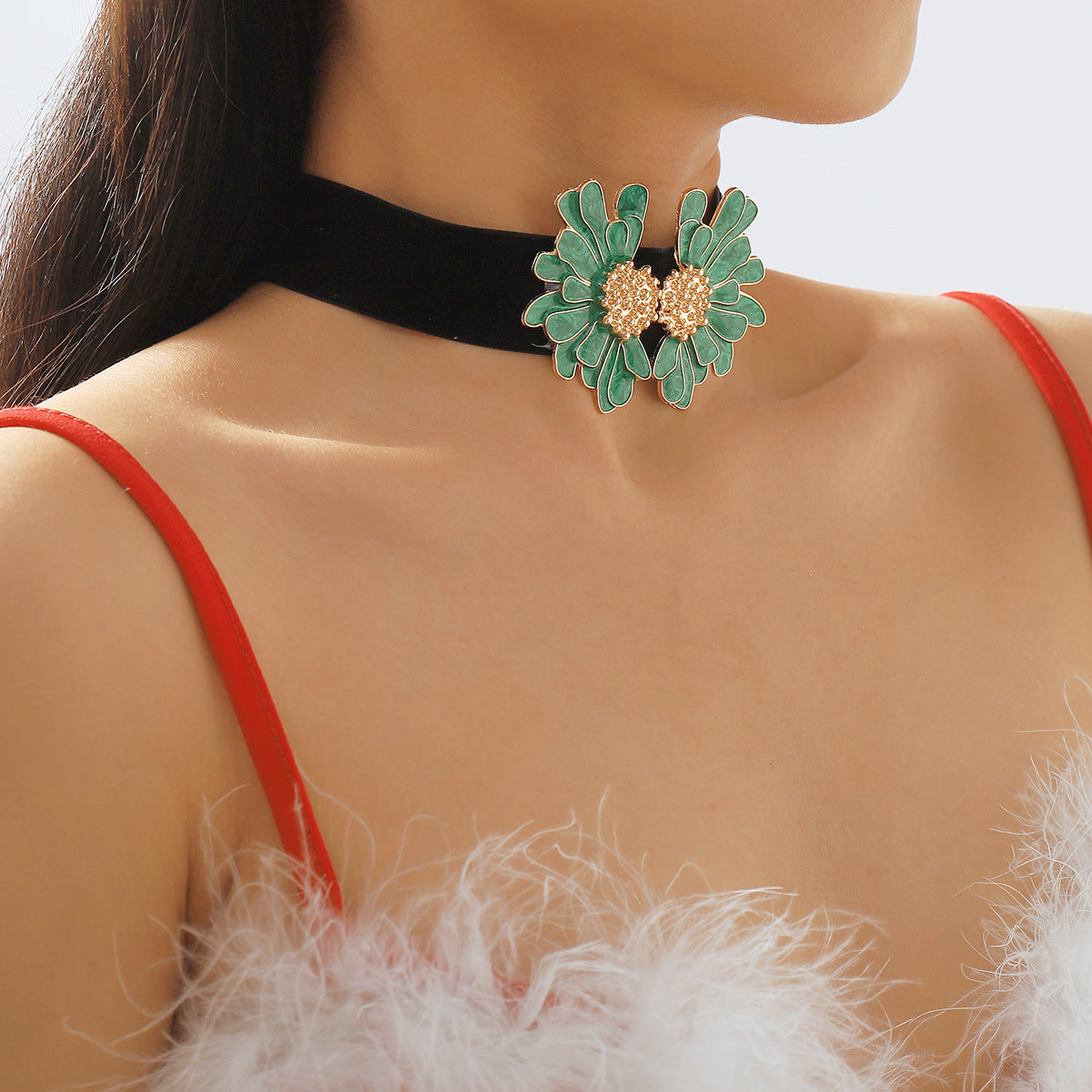 Collana pendente floreale da donna dolce e grintosa con finitura in smalto su base in lega con design geometrico a catena per clavicola