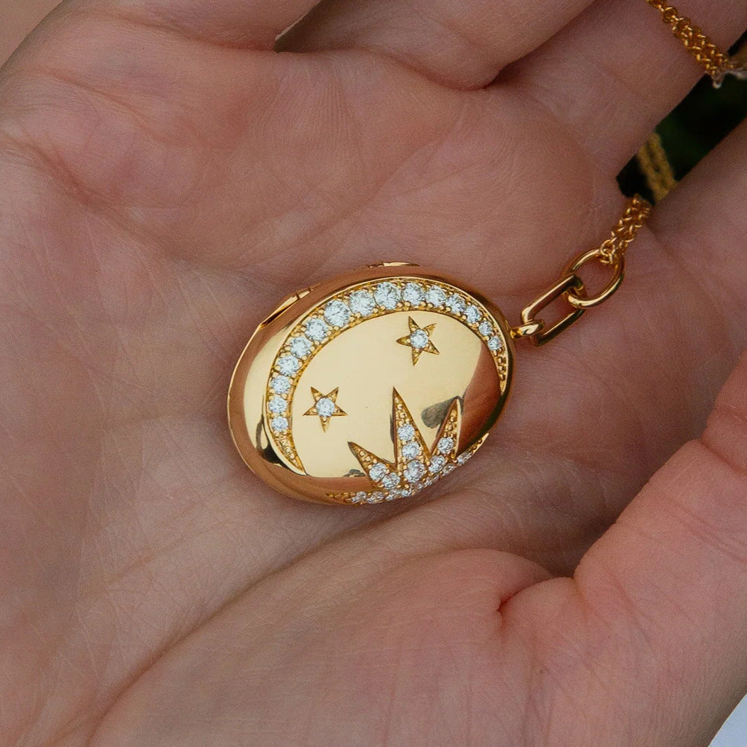 Vintage Star-Shaped Copper Necklace with Gold Plating, Adjustable Clasp Pendant for Unisex Wear