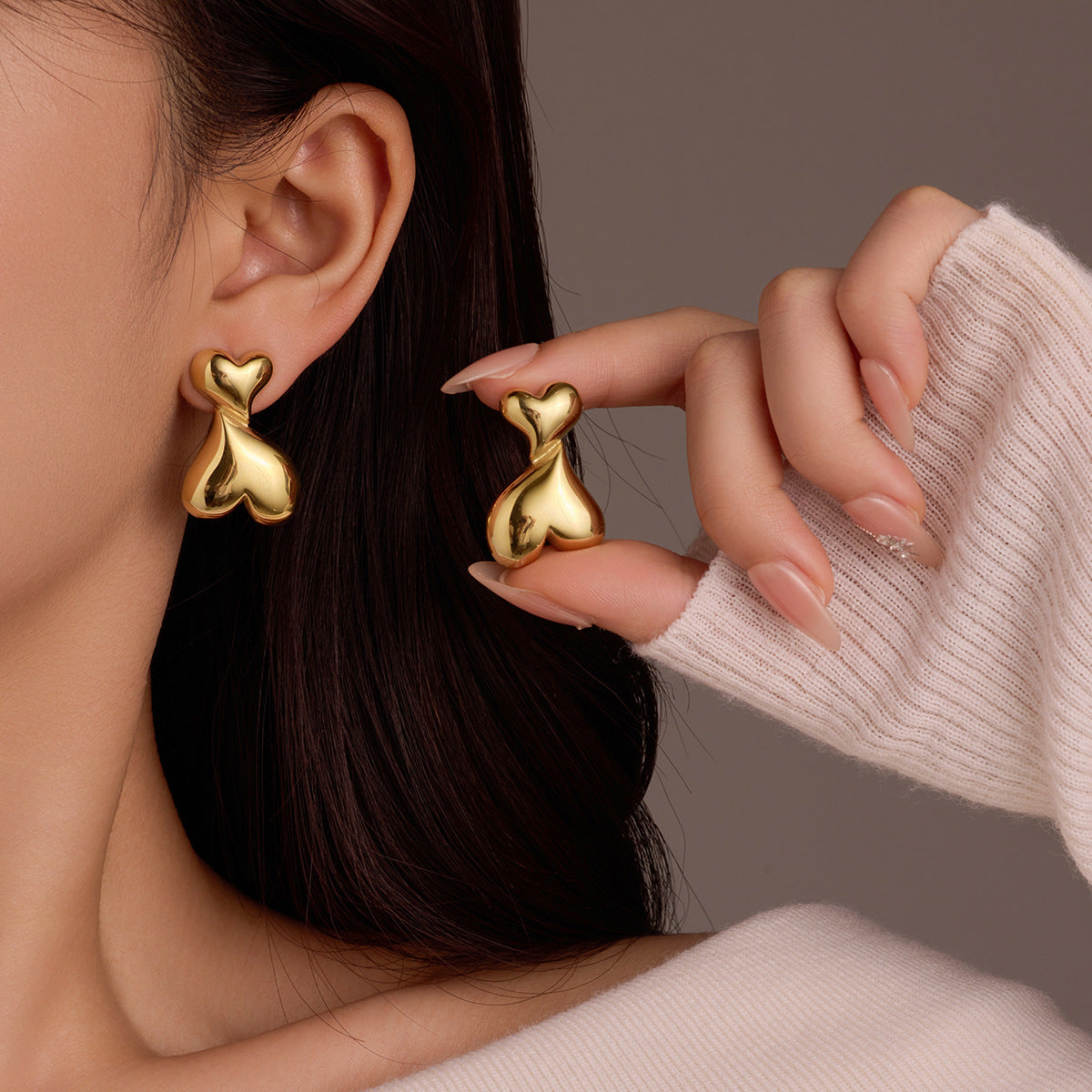 Orecchini a perno da donna a forma di cuore, in acciaio inossidabile lucidato, stile vintage, minimalista, con finitura placcata